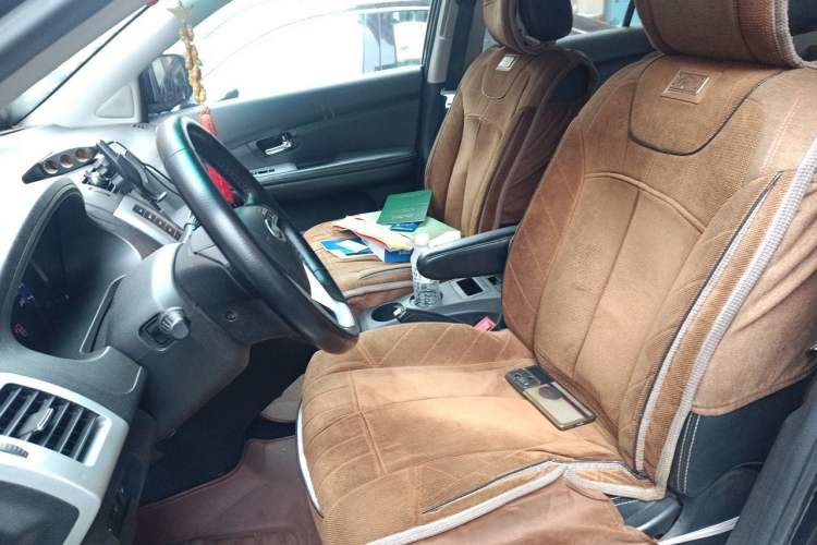 Used BYD S6 2013 Platinum Edition 2.4L Automatic Luxury Model Left Front Seat