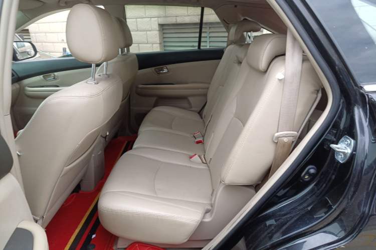 Used BYD S6 2013 Platinum Edition 2.0L Manual Elite Model Left Rear Seat