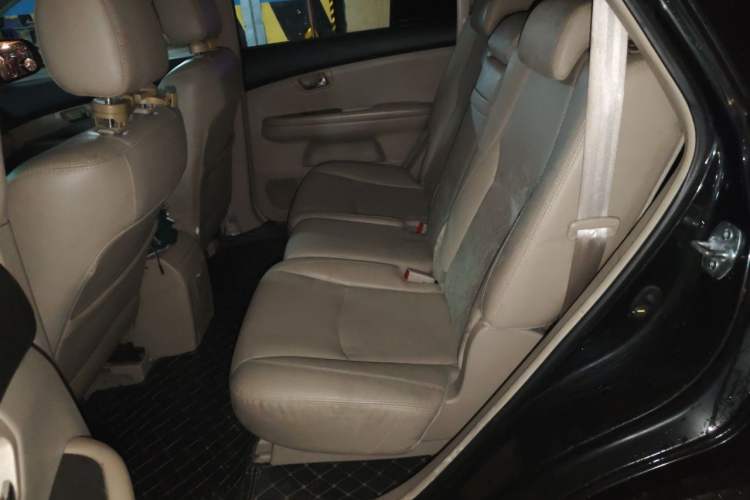 Used BYD S6 2013 Jingyue Edition 2.4L Automatic Elite Model 5 Seats Left Rear Seat
