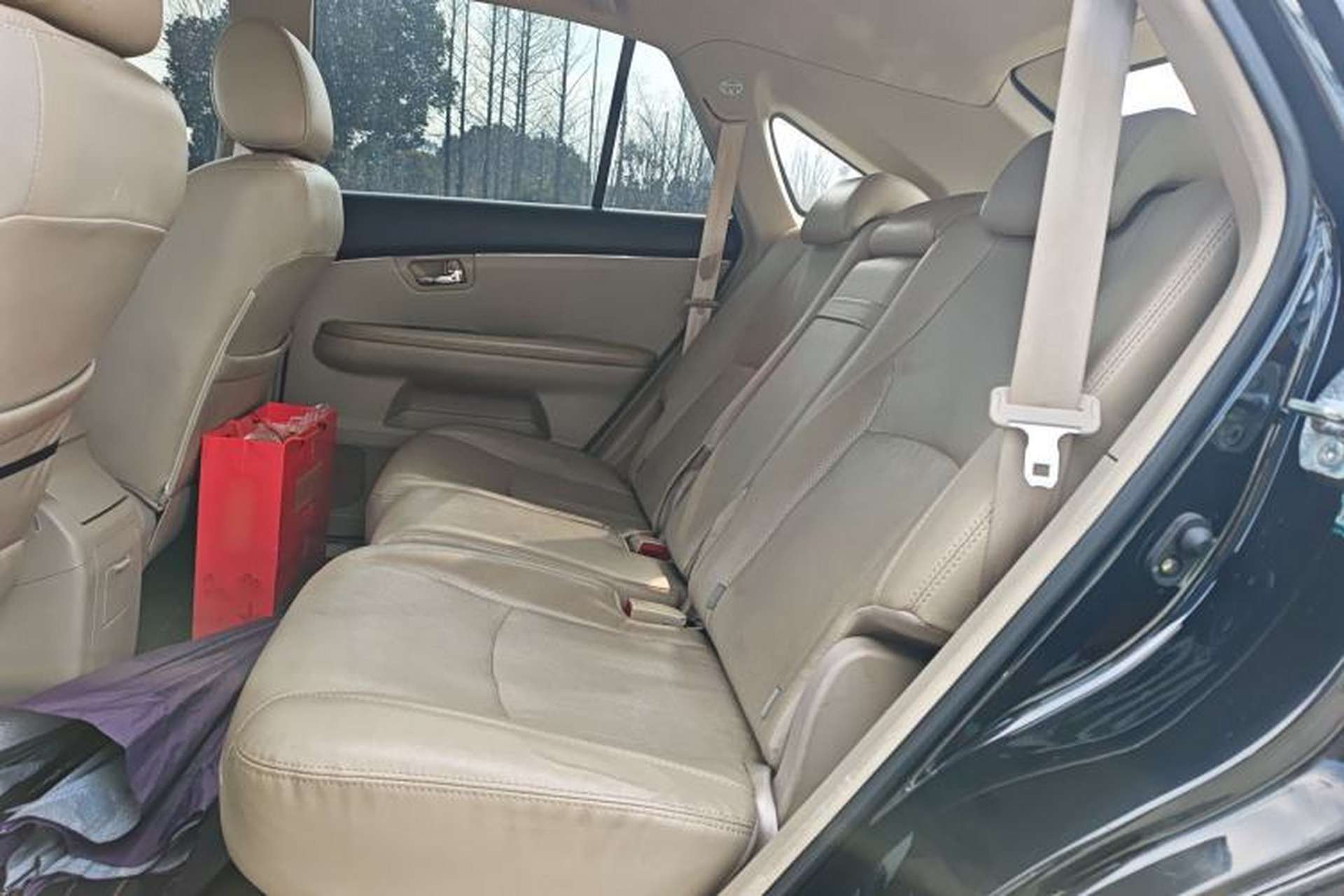 Used BYD S6 2013 Platinum Edition 2.4L Automatic Prestige Model Left Rear Seat