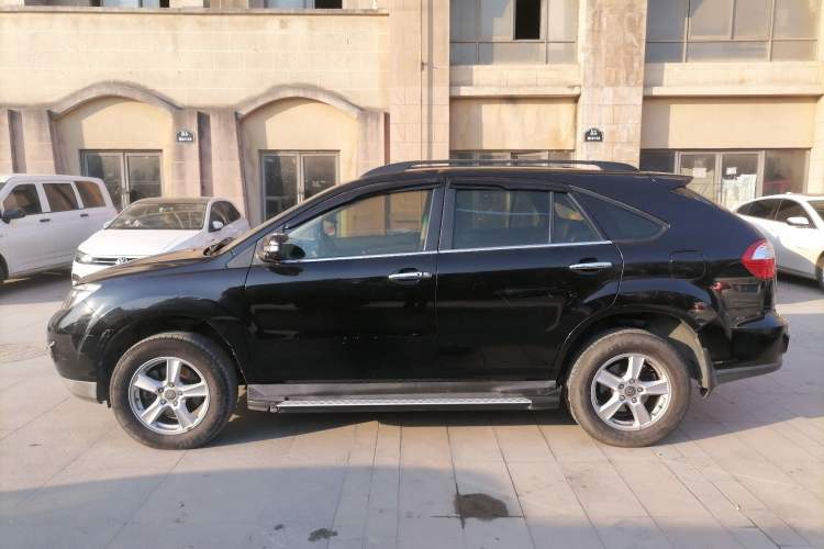 Used BYD S6 2013 Platinum Edition 2.0L Manual Luxury Model Left Side