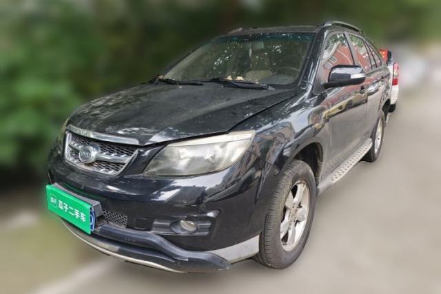 Used BYD S6 2013 Platinum Edition 2.4L Automatic Prestige Model