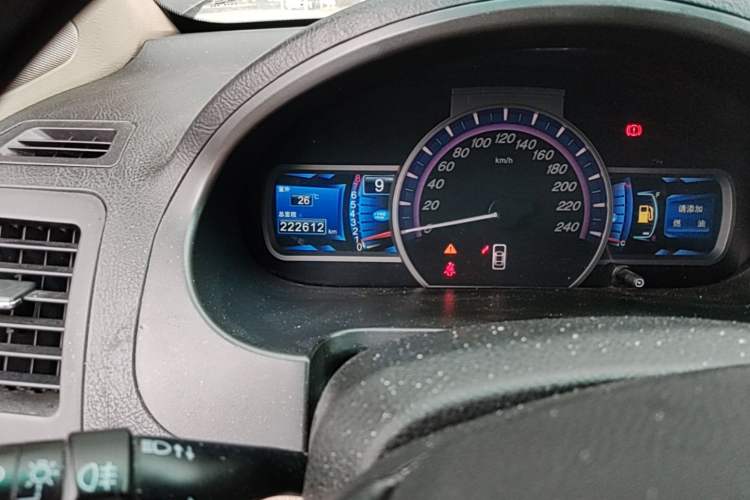 Used BYD S6 2013 Platinum Edition 2.0L Manual Luxury Model Odometer Close Up