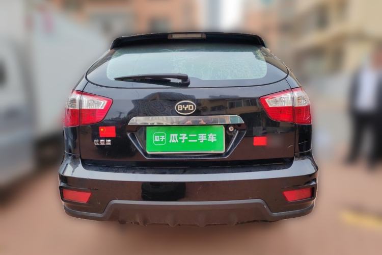 Used BYD S6 2013 Jingyue Edition 2.0L Manual Luxury Model 5 Seats Rear