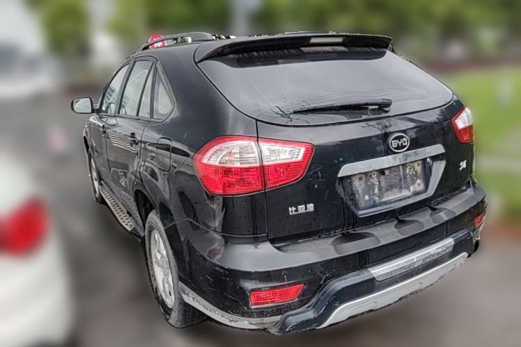 Used BYD S6 2013 Platinum Edition 2.0L Manual Luxury Model Rear Left 45 Deg