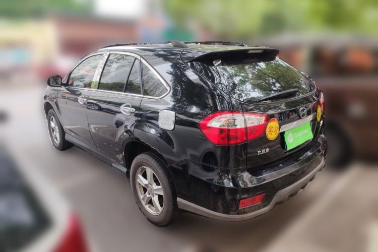 Used BYD S6 2013 Platinum Edition 2.0L Manual Luxury Model Rear Left 45 Deg