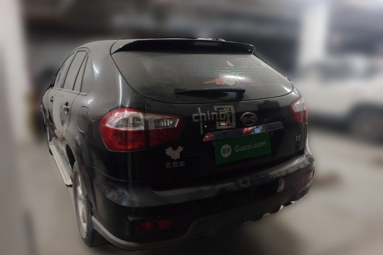Used BYD S6 2013 Platinum Edition 2.0L Manual Luxury Model Rear Left 45 Deg