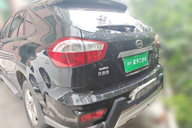 Used BYD S6 2013 Platinum Edition 2.0L Manual Luxury Model Rear