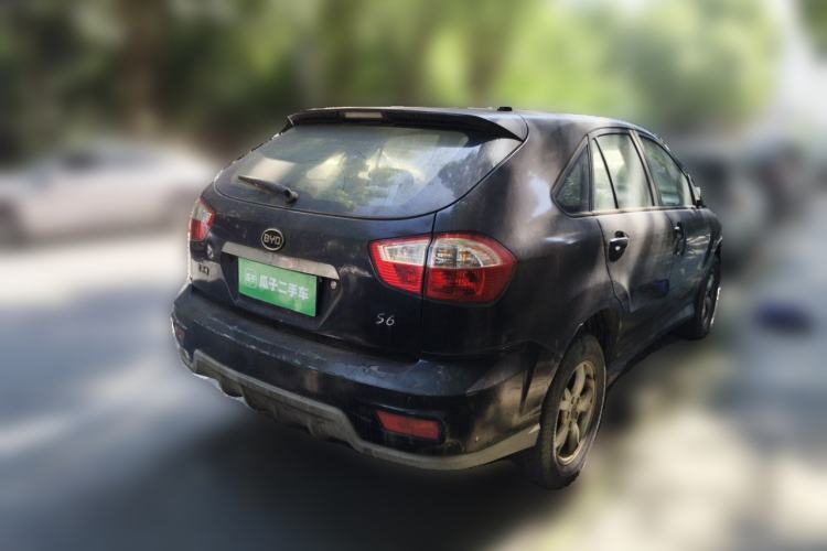 Used BYD S6 2013 Platinum Edition 2.0L Manual Luxury Model Rear Right 45 Deg