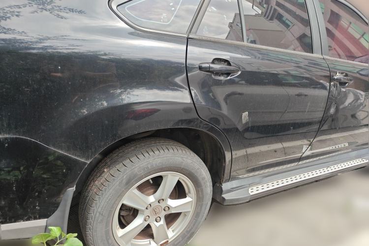 Used BYD S6 2013 Platinum Edition 2.0L Manual Luxury Model Rear Right 45 Deg