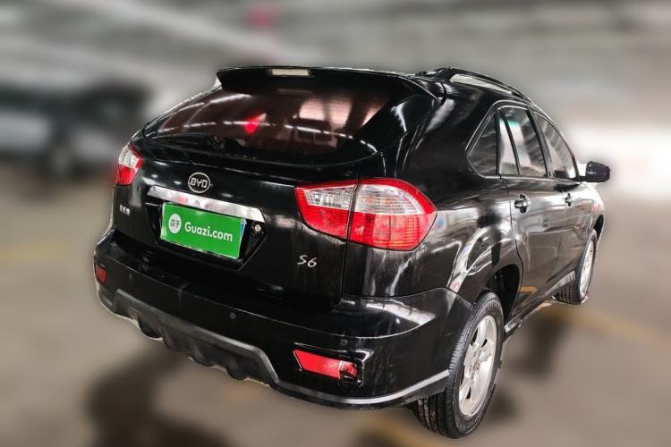 Used BYD S6 2013 Platinum Edition 2.4L Automatic Luxury Model Rear Right 45 Deg