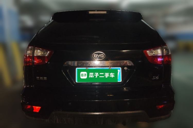 Used BYD S6 2013 Jingyue Edition 2.4L Automatic Elite Model 5 Seats Rear