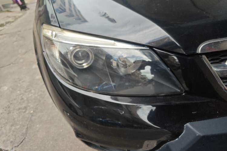 Used BYD S6 2013 Platinum Edition 2.0L Manual Luxury Model Right Front Headlight