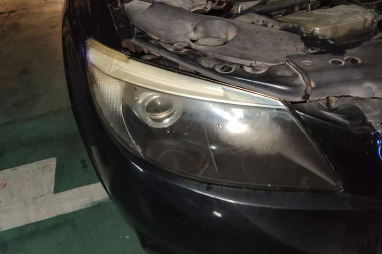 Used BYD S6 2013 Jingyue Edition 2.4L Automatic Elite Model 5 Seats Right Front Headlight