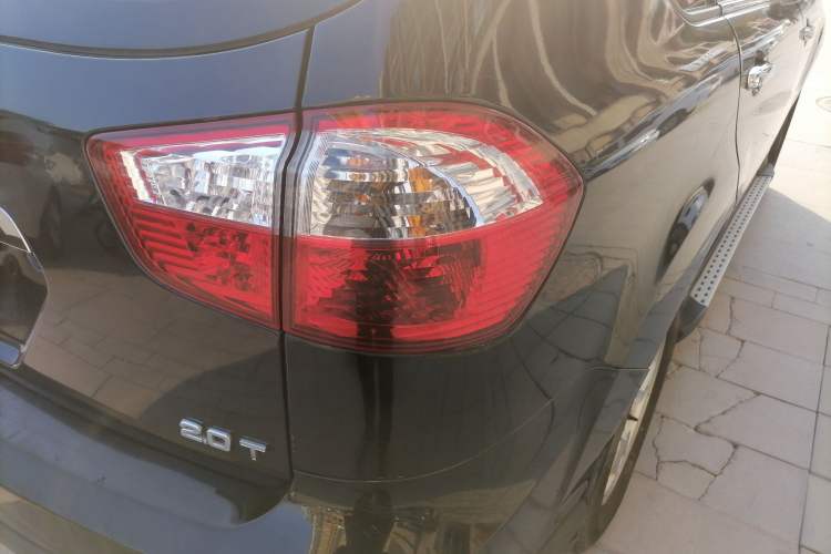 Used BYD S6 2013 Platinum Edition 2.0L Manual Luxury Model Right Rear Taillight