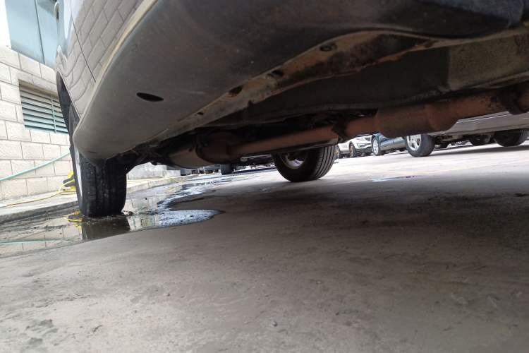 Used BYD S6 2013 Platinum Edition 2.0L Manual Elite Model Right Side Sill