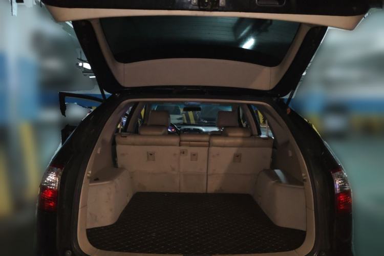 Used BYD S6 2013 Jingyue Edition 2.4L Automatic Elite Model 5 Seats Trunk