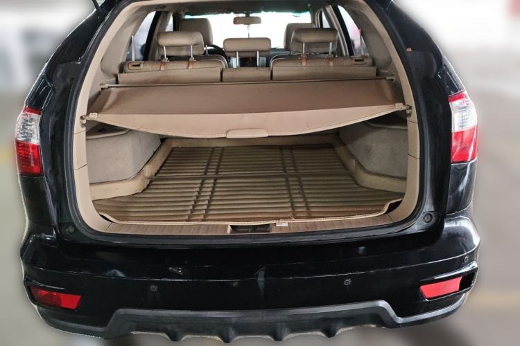 Used BYD S6 2013 Platinum Edition 2.4L Automatic Luxury Model Trunk