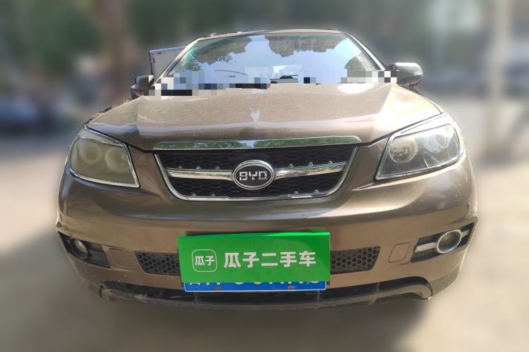 Used BYD S6 2013 Jingyue Edition 2.0L Manual Luxury Model 5 Seats Front