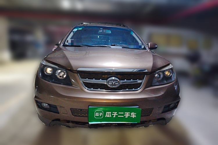 Used BYD S6 2013 Jingyue Edition 2.4L Automatic Luxury Model 5 Seats Front