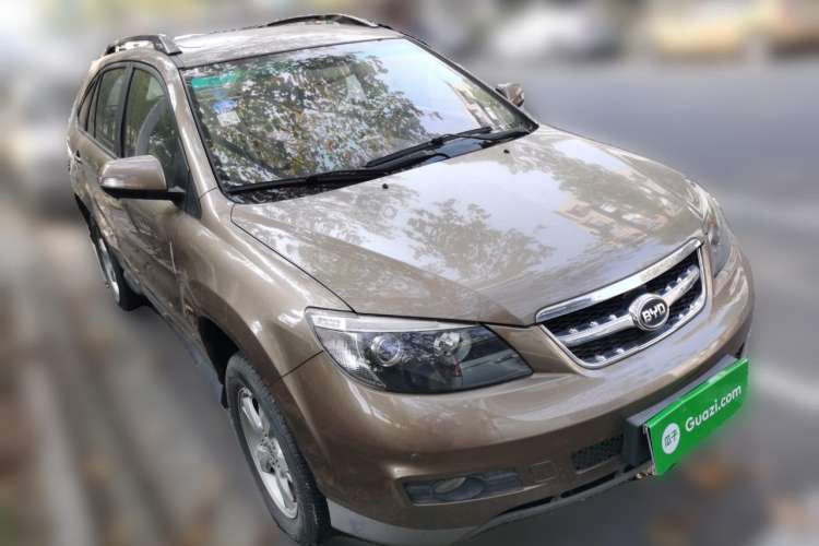 Used BYD S6 2013 Jingyue Edition 2.0L Manual Luxury Model 5 Seats Front Right 45 Deg