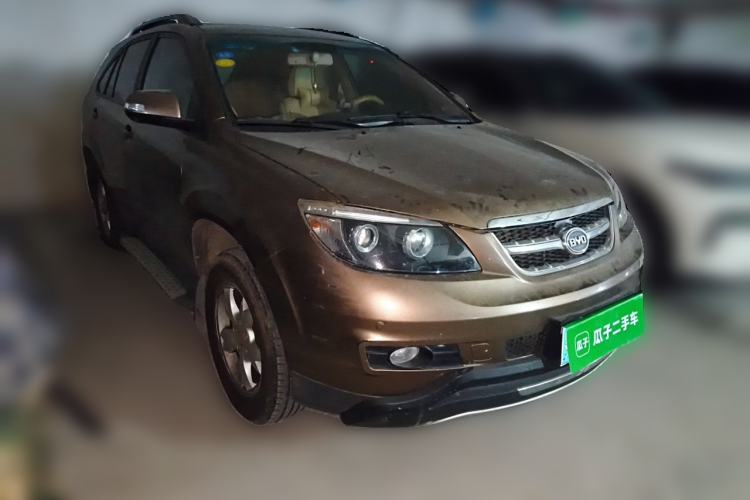 Used BYD S6 2013 Jingyue Edition 2.0L Manual Luxury Model 5 Seats Front Right 45 Deg
