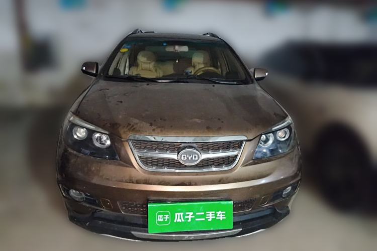 Used BYD S6 2013 Jingyue Edition 2.0L Manual Luxury Model 5 Seats Front