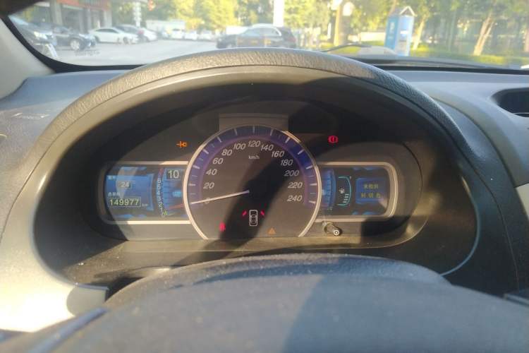 Used BYD S6 2013 Jingyue Edition 2.0L Manual Luxury Model 5 Seats Instrument Cluster