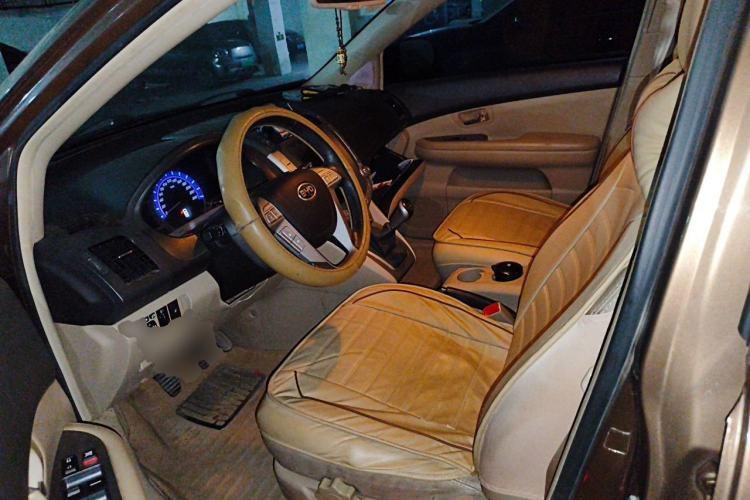 Used BYD S6 2013 Jingyue Edition 2.0L Manual Luxury Model 5 Seats Left Front Seat