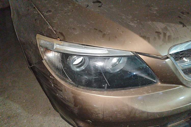 Used BYD S6 2013 Jingyue Edition 2.0L Manual Luxury Model 5 Seats Right Front Headlight