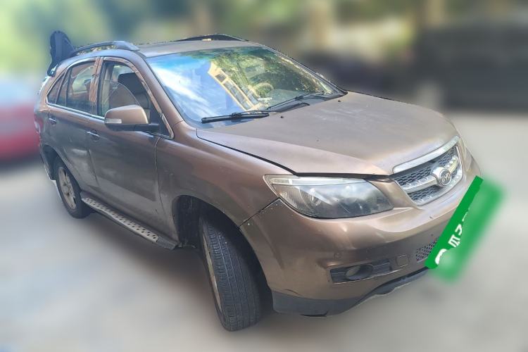 Used BYD S6 2013 Jingyue Edition 2.0L Manual Luxury Model 5 Seats Front Right 45 Deg