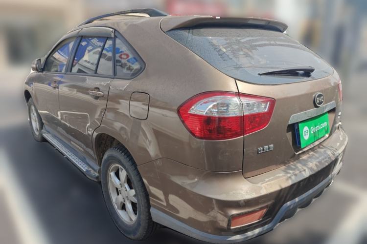 Used BYD S6 2013 Platinum Edition 2.0L Manual Luxury Model Rear Left 45 Deg