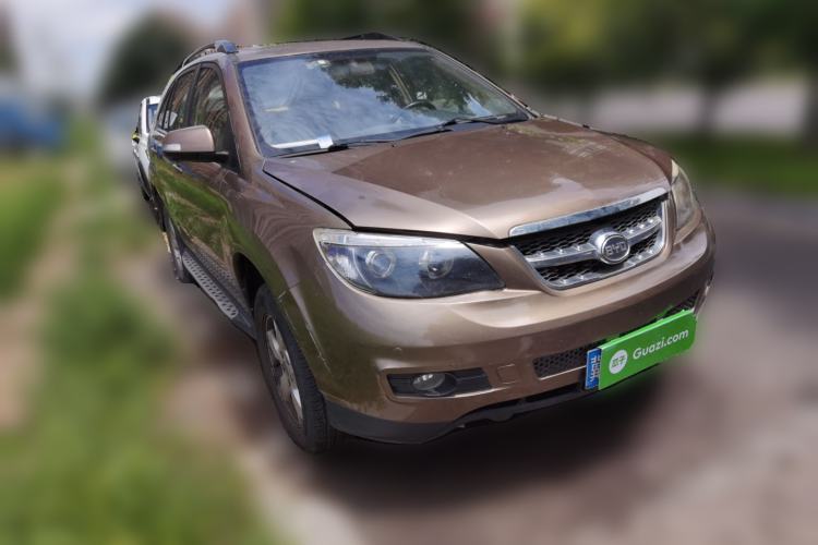 Used BYD S6 2013 Jingyue Edition 2.0L Manual Luxury Model 5 Seats Front Right 45 Deg