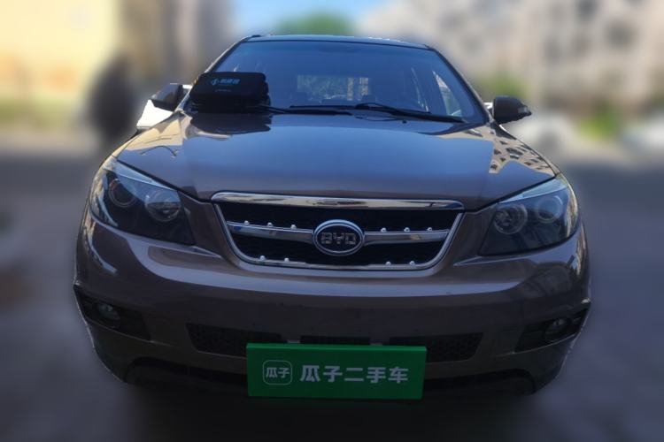 Used BYD S6 2013 Jingyue Edition 2.0L Manual Luxury Model 5 Seats Front