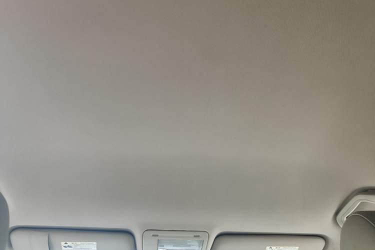 Used BYD S6 2013 Jingyue Edition 2.4L Manual Luxury 5-Seater Headliner