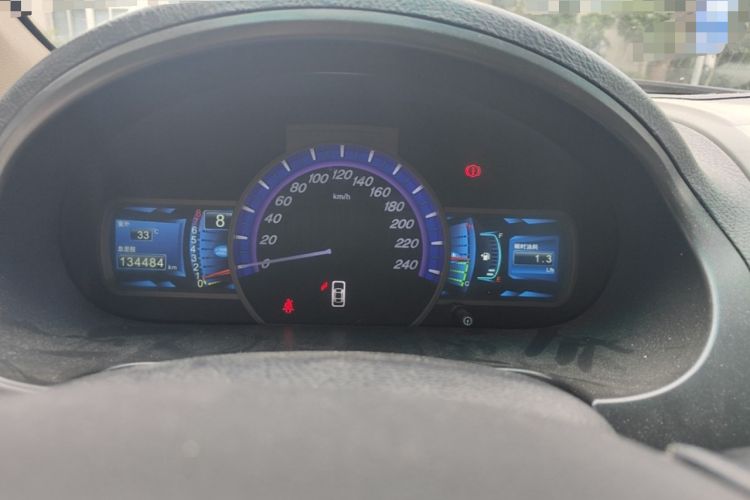 Used BYD S6 2013 Jingyue Edition 2.4L Manual Luxury 5-Seater Instrument Cluster