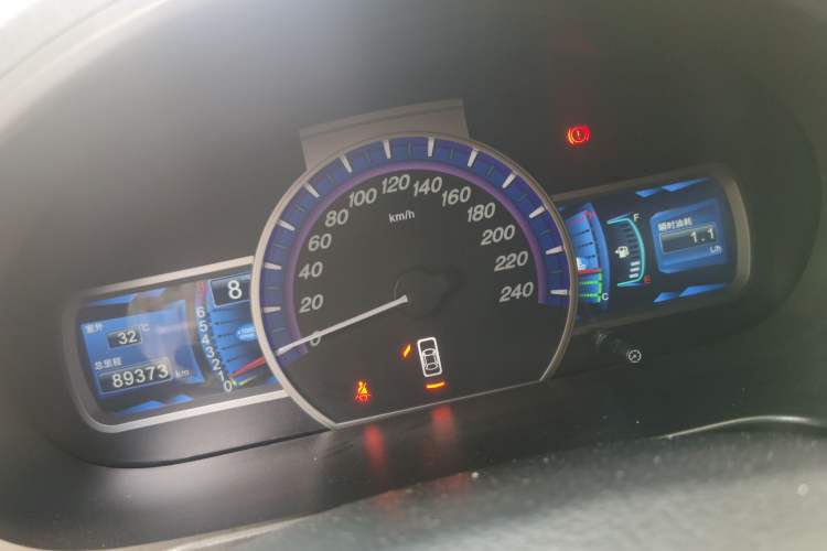Used BYD S6 2013 Jingyue Edition 2.0L Manual Luxury Model 5 Seats Instrument Cluster