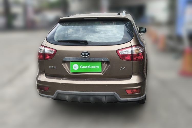 Used BYD S6 2013 Platinum Edition 2.0L Manual Elite Model Rear