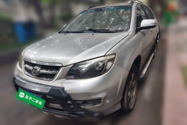 Used BYD S6 2013 Jingyue Edition 2.0L Manual Luxury Model 5 Seats