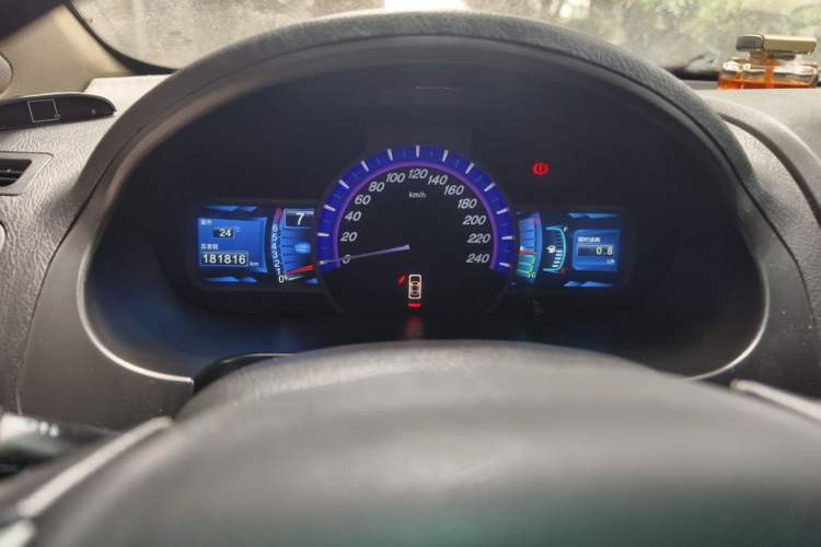 Used BYD S6 2013 Jingyue Edition 2.0L Manual Luxury Model 5 Seats Instrument Cluster