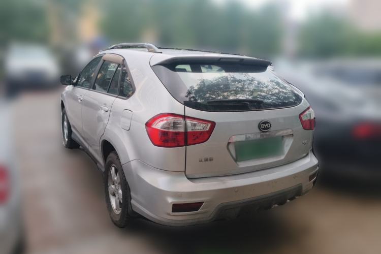 Used BYD S6 2013 Platinum Edition 2.0L Manual Luxury Model Rear Left 45 Deg