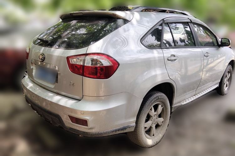 Used BYD S6 2013 Jingyue Edition 2.0L Manual Luxury Model 5 Seats Rear Right 45 Deg