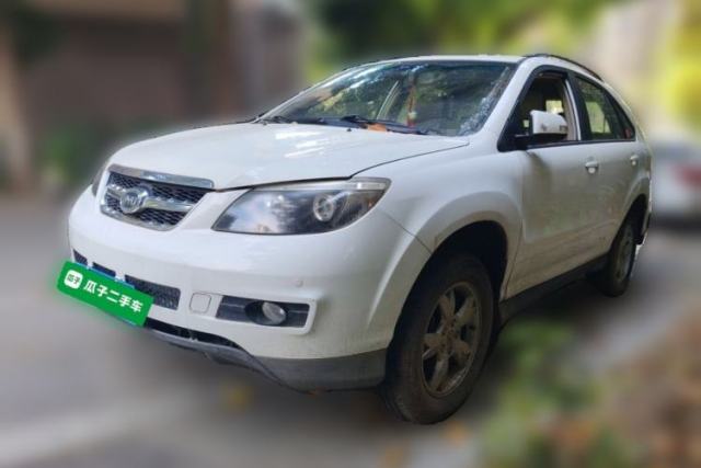 Used BYD S6 2013 Platinum Edition 2.0L Manual Luxury Model