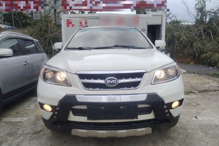 Used BYD S6 2013 Platinum Edition 2.0L Manual Luxury Model Exterior 1