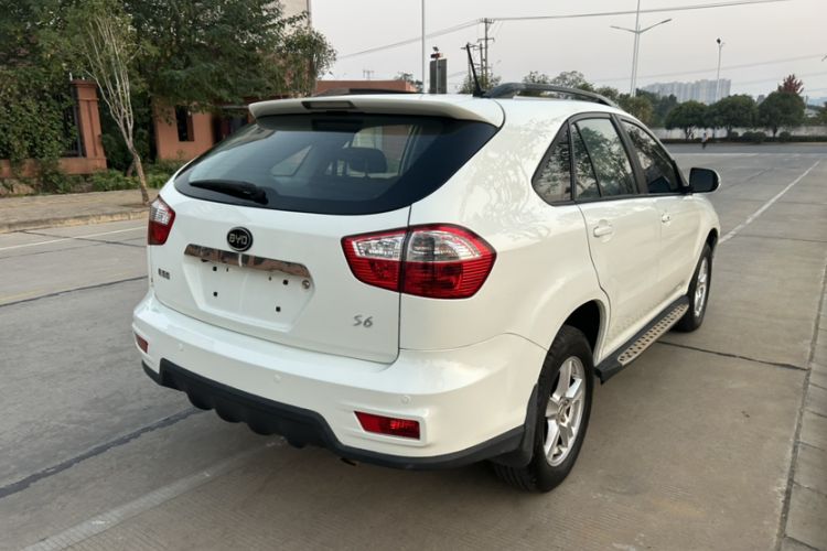 Used BYD S6 2013 Platinum Edition 2.4L Automatic Luxury Model Exterior 5