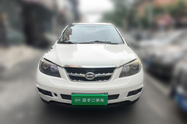 Used BYD S6 2013 Platinum Edition 2.0L Manual Elite Model Front