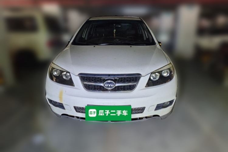 Used BYD S6 2013 Platinum Edition 2.0L Manual Luxury Model Front