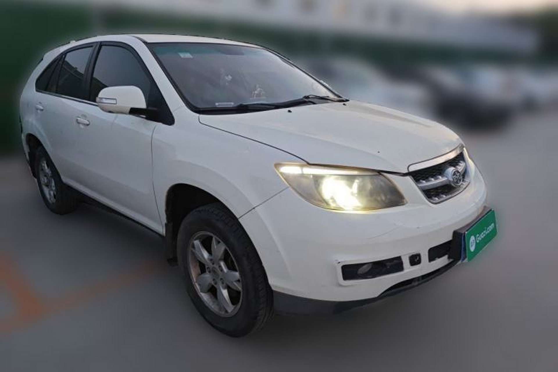 Used BYD S6 2013 Jingyue Edition 2.0L Manual Luxury Model 5 Seats Front Right 45 Deg