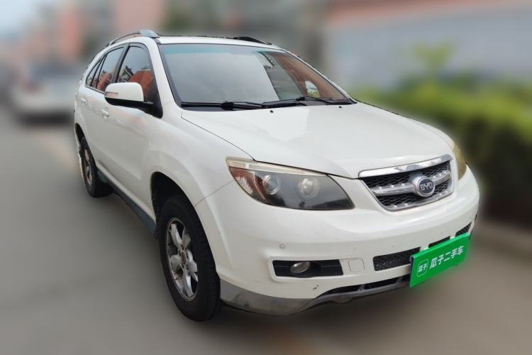 Used BYD S6 2013 Jingyue Edition 2.0L Manual Luxury Model 5 Seats Front Right 45 Deg