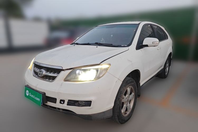 Used BYD S6 2013 Jingyue Edition 2.0L Manual Luxury Model 5 Seats Guazi used car, China used car export, Used car for sale, Used cars, Cheapest cars for sale